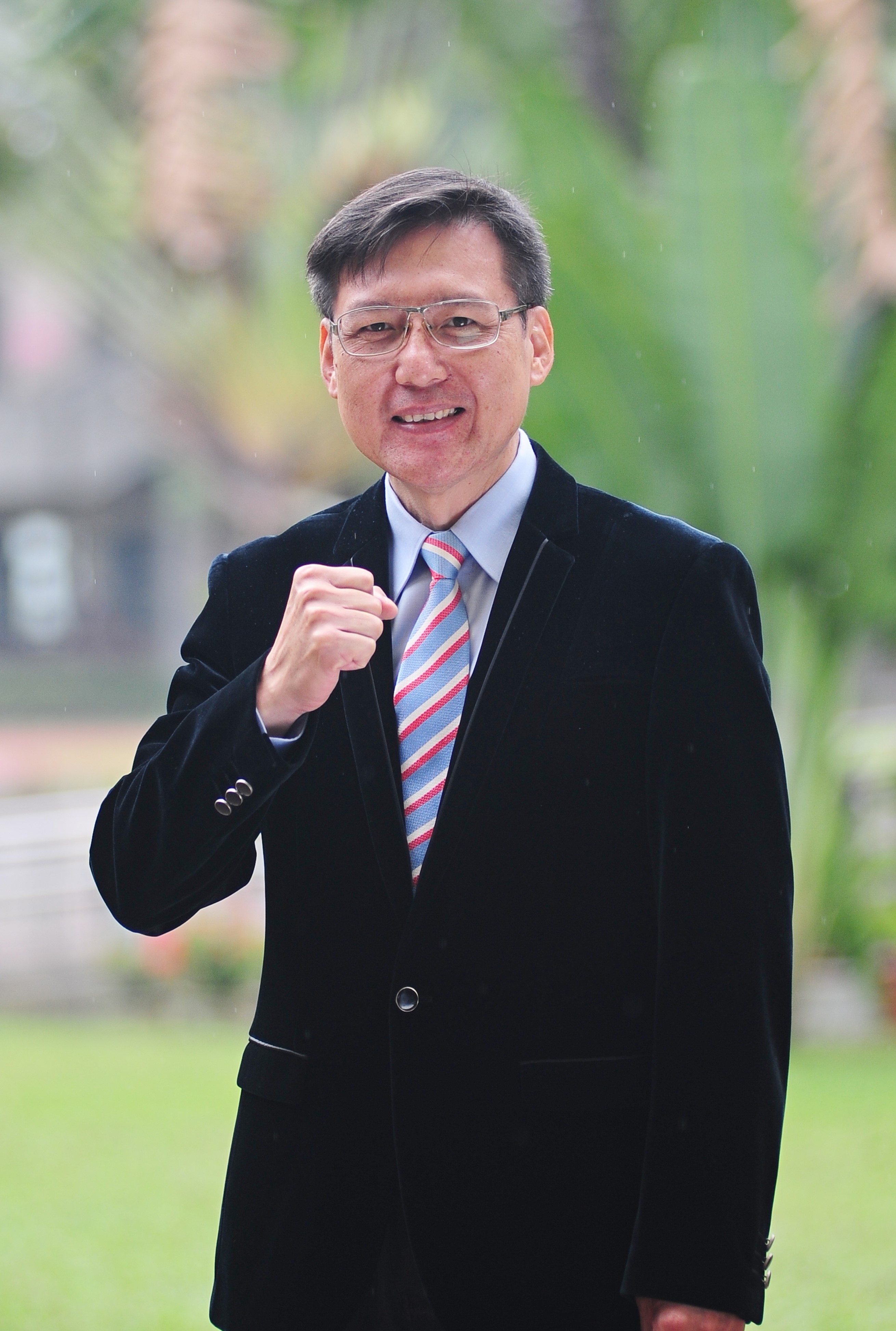 鳳山國小校長
